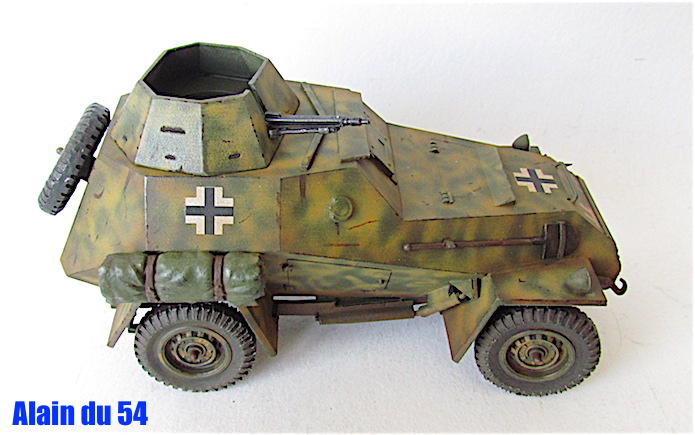 BEUTE BA-64 B  small armoured car AER 1/35 FINI IMG_0132