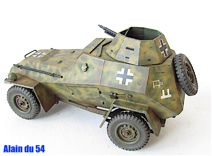 BEUTE BA-64 B  small armoured car AER 1/35 FINI IMG_0138