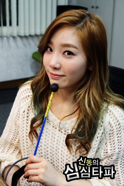 [PIC][15-01-2013]Tiffany và TaeYeon làm DJ đặc biệt cho chương trình Radio "Shindong's ShimShimTaPa" vào tối nay 201301161005441_P