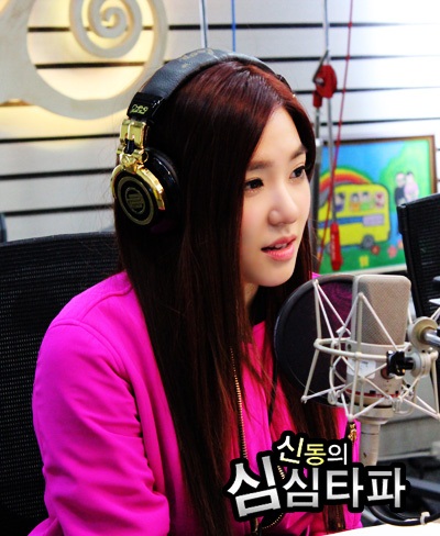 [PIC][15-01-2013]Tiffany và TaeYeon làm DJ đặc biệt cho chương trình Radio "Shindong's ShimShimTaPa" vào tối nay 201301161005443_P