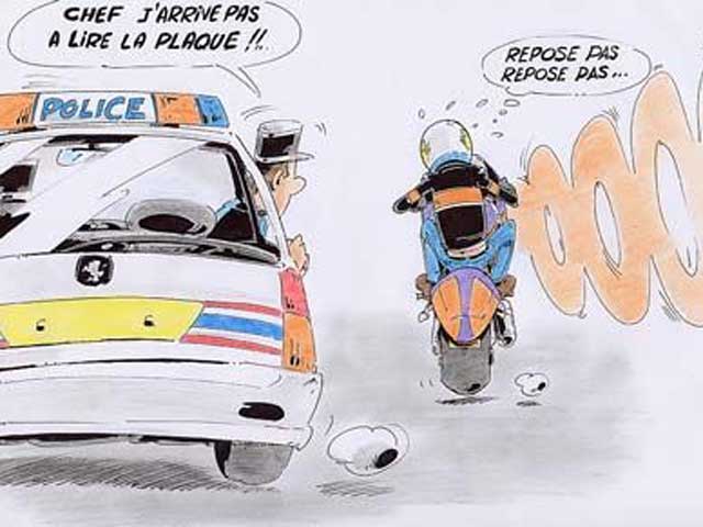 HUMOUR EN VRAC - Page 13 WEELING_POLICE