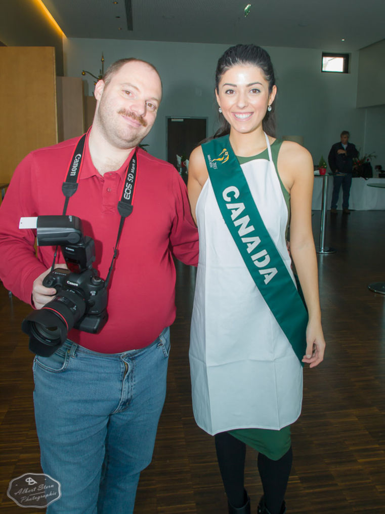 cobertura miss earth 2015, final 5 dec, part III. traje tipico a partir de pagina 21. swimsuit a partir de pagina 47. - Página 60 Miss-earth-cooking-challenge-und-speisung-fuer-fluechtlinge-hilton-danube-waterfront