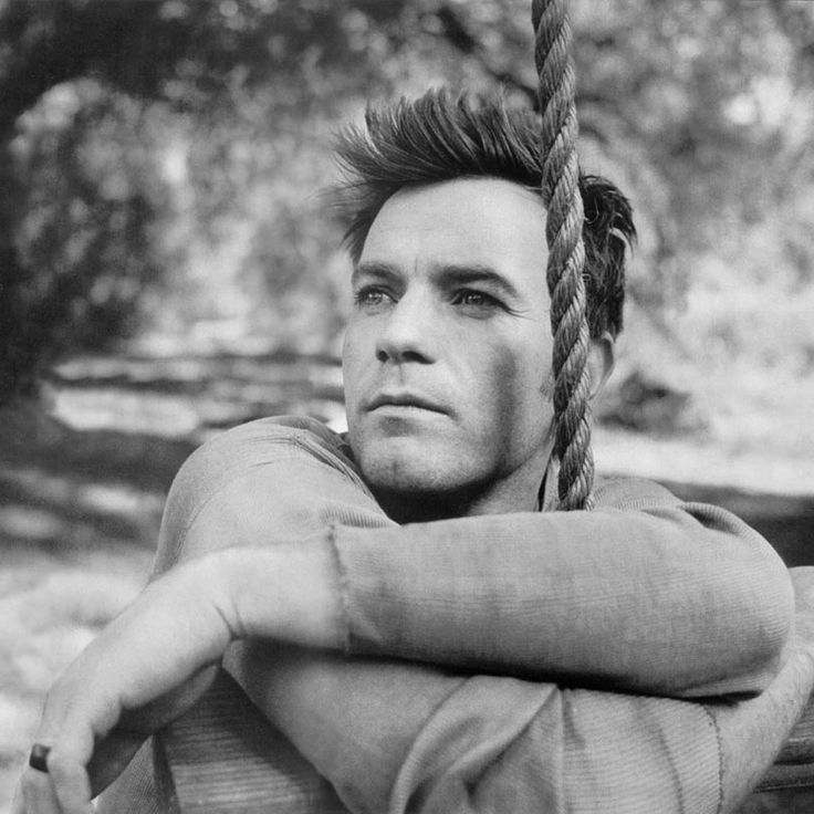 Ewan McGregor Pictures, Biography, Filmography, News wife and kids also latest tattoo 2014 92c3aab98ac5f8b23be585c42a48047a