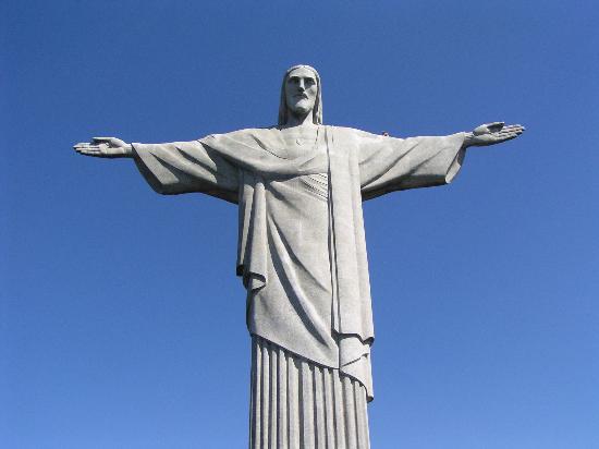 [PES 2010] Toutes les news sur PES - Page 2 Statue-of-christ