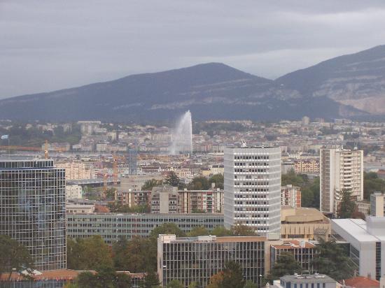 جولة فى مدينة جينيف - سويسرا / Geneva Lake-view-from-17th-floor