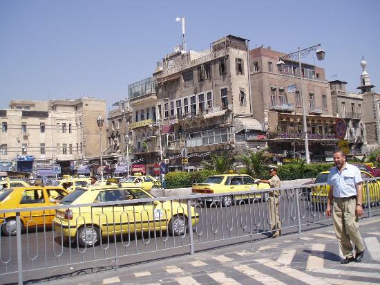 سوريا وسياحه 5 دقائق بالصور Street-scene