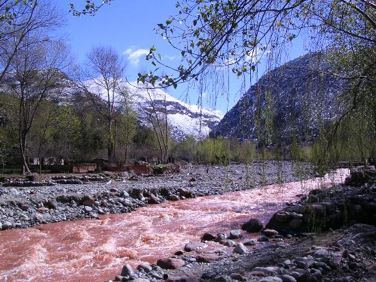 جبال وانهار Ourika-valley