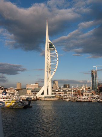 Neboderi (sky towers) Spinnaker-tower-on-the