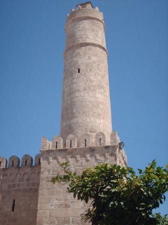      Le-ribat-medina-sousse