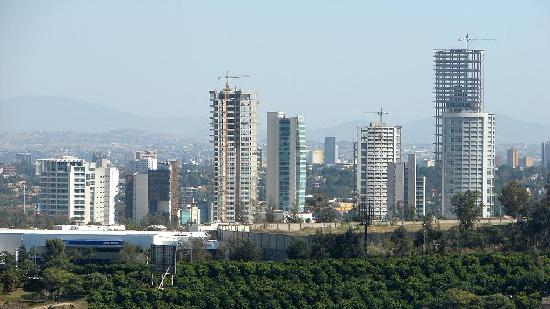 غوادالاجالا :المكسيك / Guadalajara : Mexico Puerta-de-hierro-disctrict