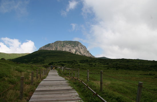 you &me (MooOooka) In kooOoorea The-climb