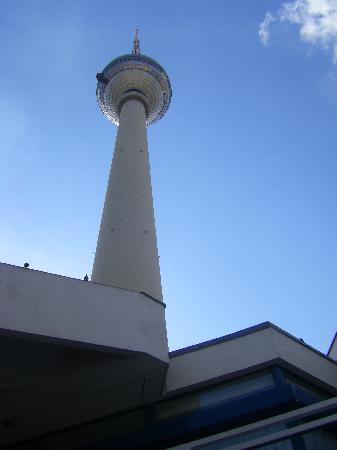  جولة في برلين  Fernsehturm