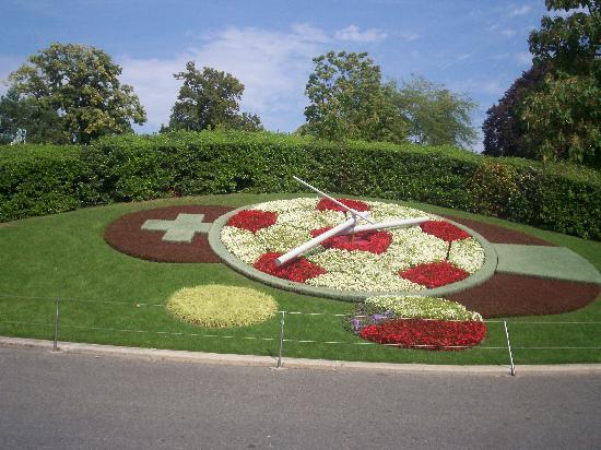 جولة فى مدينة جينيف - سويسرا / Geneva Floral-clock-geneva-switzerland