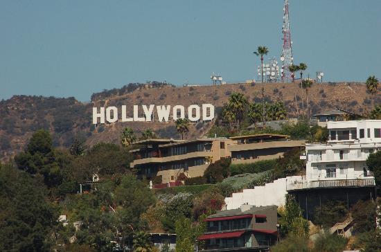 Gde bi ste sad voleli biti,u slici - Page 6 Hollywood-sign-from-rooftop