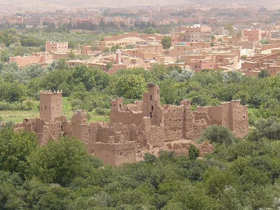 بعض صور مهرجان الورود بقلعة مكونة Kelaa-m-gouna-vallee