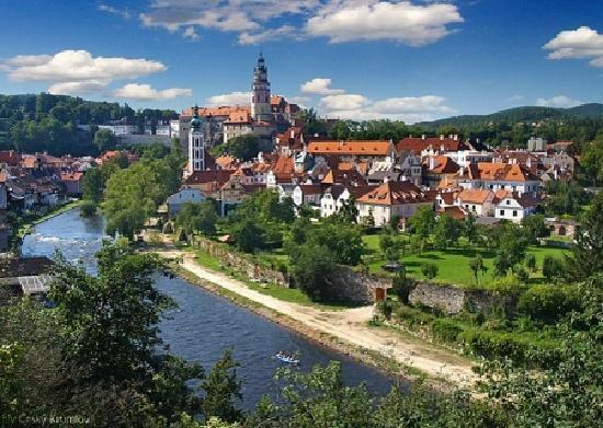 عشر مدن أوروبية لم تسمع عنها من قبل Cesky-krumlov