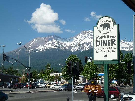 Global Volcano Watch - Page 3 View-of-mt-shasta-from