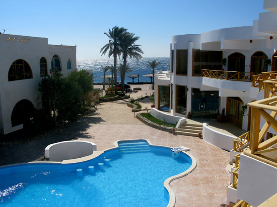  البحرالميت بحر الأملاح والعلاج  Red-sea-relax-resort