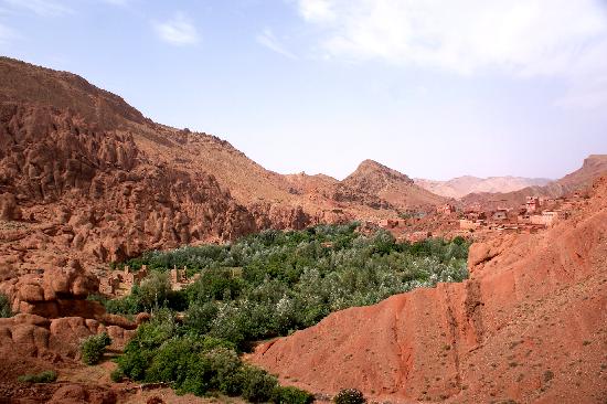 رحلة الى أهم المناطق السياحية في الجنوب الشرقي المغربي الجزء الثاني La-vallee-du-dades