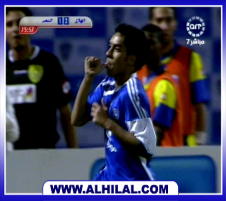 خليل جلال يطرد الدوسري بناء على توصية من حسين عبدالغني :: فيديو وصور:: F-09-10-4-G1R4-A-Hilal2-1Nasr-Dosri-1