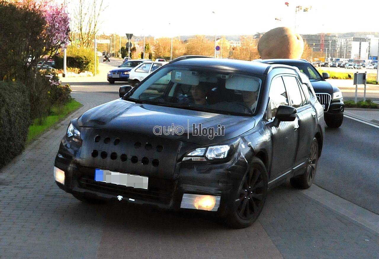 2014 - [Subaru] Legacy / Outback - Page 2 Spyshots-2015-subaru-outback-02