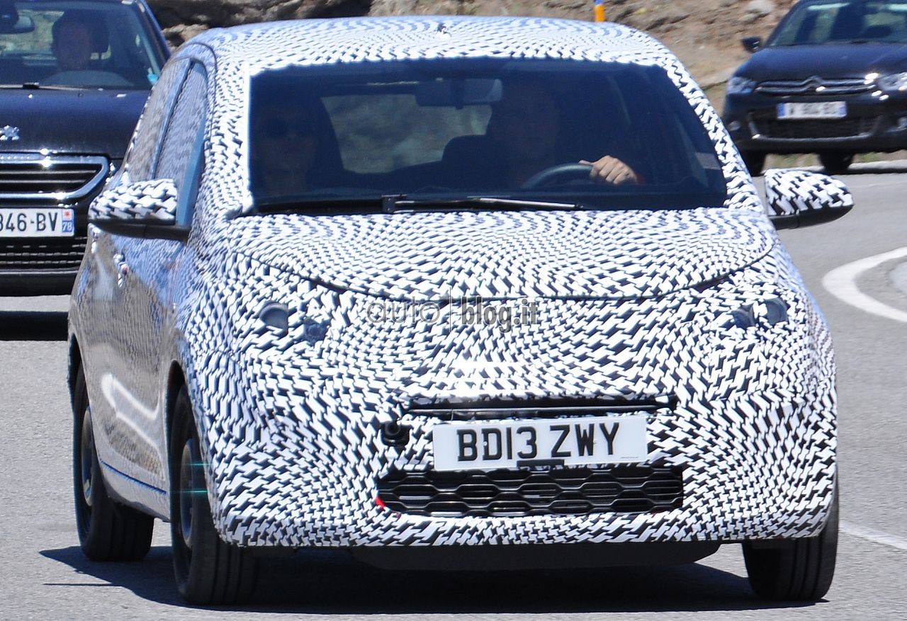 2014 - [Citroën/Peugeot/Toyota] C1 II/108/Aygo II - Page 12 Spyshots-2014-citroen-c1-02