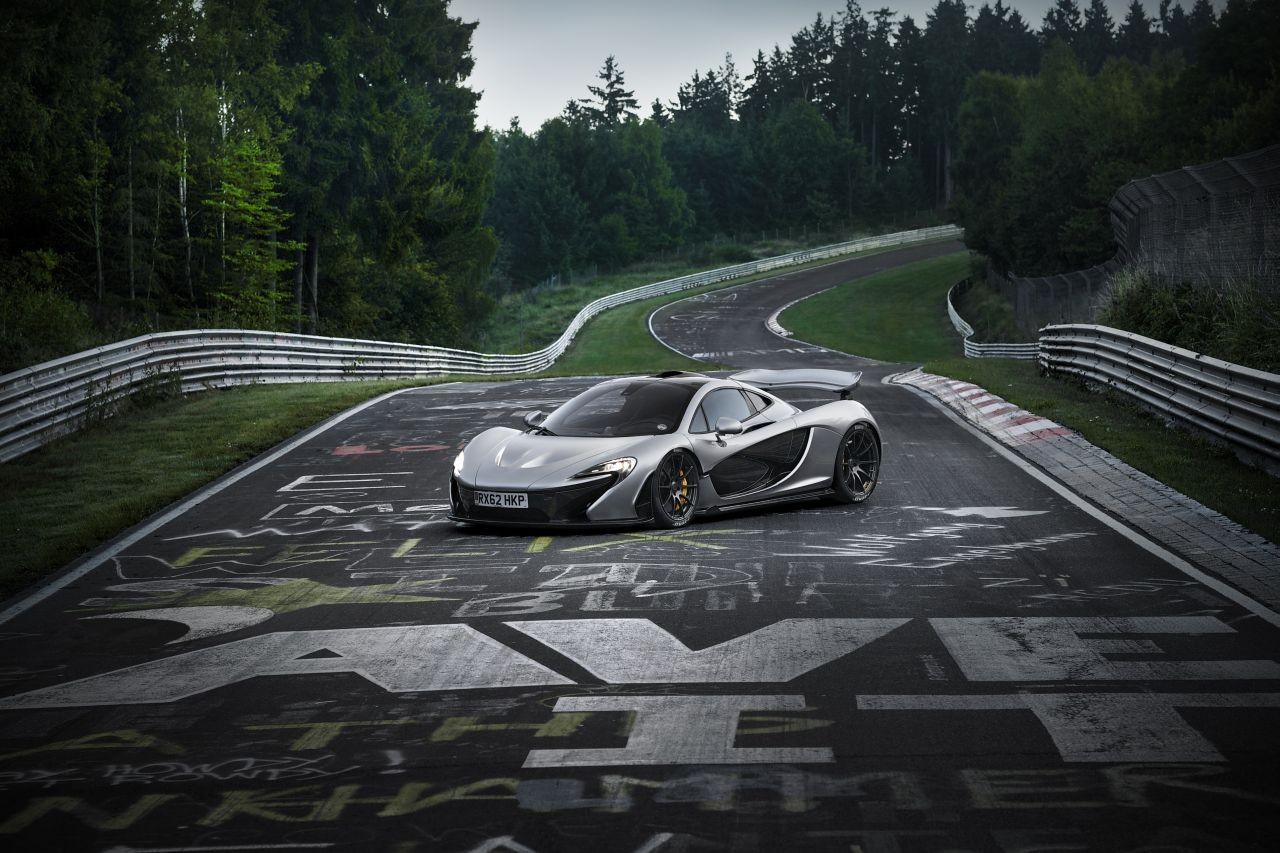 McLaren P1 Mclaren-p1-nurburgring-01