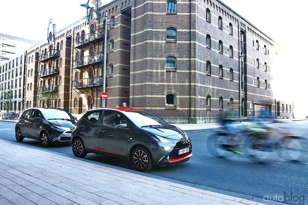 2014 - [Citroën/Peugeot/Toyota] C1 II/108/Aygo II - Page 30 Nuova-toyota-aygo-2014-19