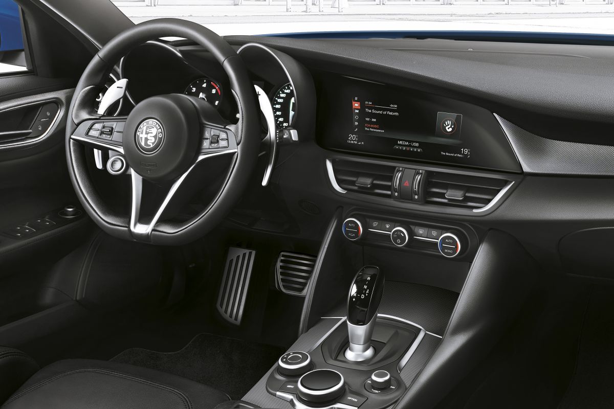 2015 - [Alfa Romeo] Giulia [Tipo 952] - Page 26 043yyewbsnxj