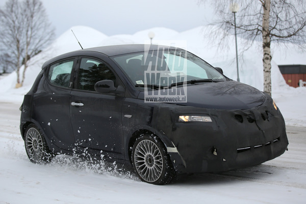 2015 - [Lancia] Ypsilon restylée - Page 2 3q0yhwxbuok1_600