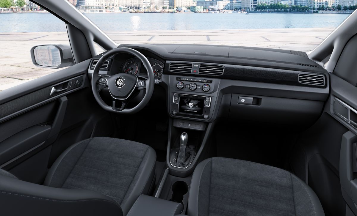 2015 - [Volkswagen] Caddy restylé - Page 2 Dceyfi6bek9f