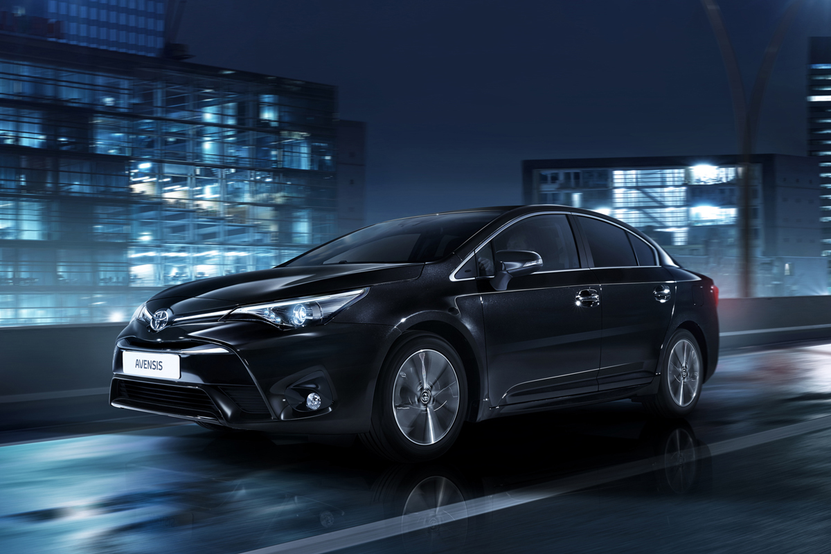 2015 - [Toyota] Avensis Restylée - Page 3 Iwiy3ylb2630