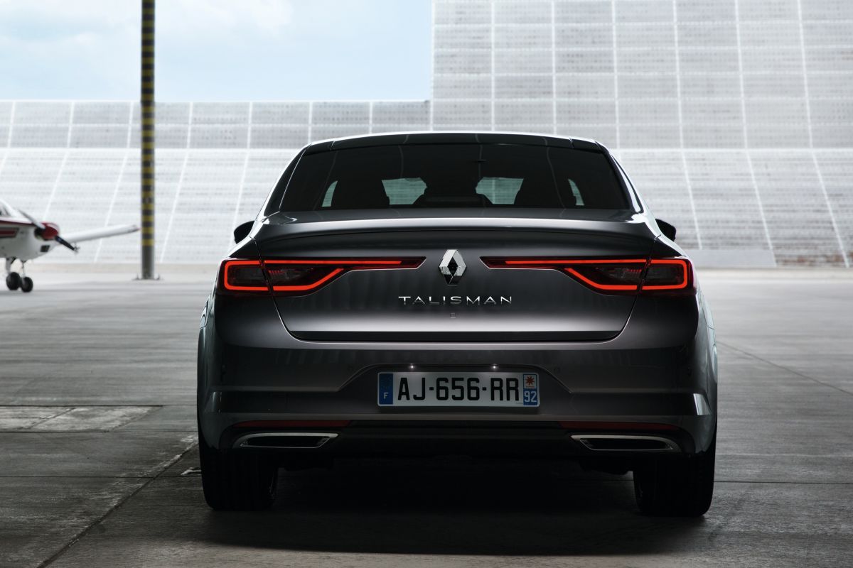 2015 - [Renault] Talisman [LFD/KFD] - Page 19 Me6y9d7bys6c