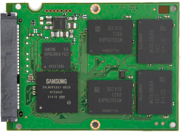 Disque Dur SSD / La Formule 1 du Disque Dur du Futur ;-) 1TB-PCB-front