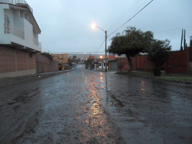 Inusuales lluvias en Chile  Lluvia_arica1