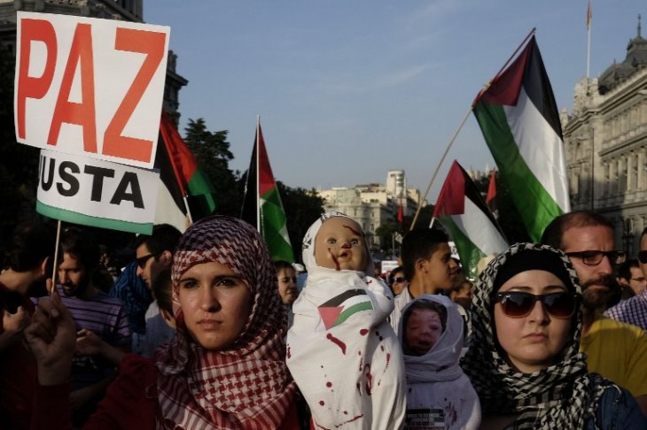 10.000 palestinos huyen ante la amenaza de Israel - Página 4 000_DV1824046-730x486