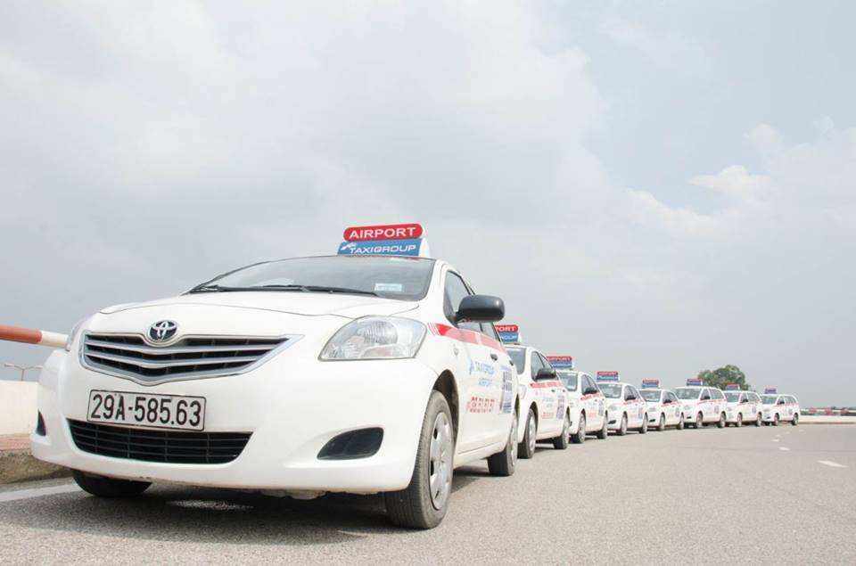 Taxi group tuyển dụng 13278072_597881627035335_1280297054_n(1)