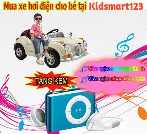 Đồ chơi ô tô điện cho bé giá rẻ Mua_xe_hoi_dien_tang_may_nghe_nhac(2)