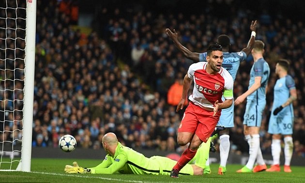 Đối thoại Pep Guardiola: 'Có tôi ở đây rồi, Man City vô địch là dối trá' Pep2-1231