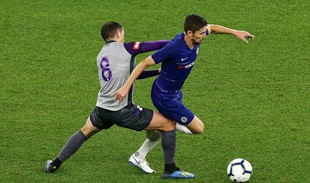 Pedro - Jorginho tỏa sáng, Chelsea ca khúc khải hoàn trận ra mắt tân HLV Sarri S21-2101