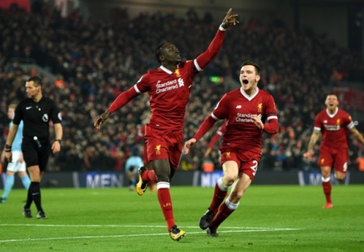 'Cậu ta là người ồn ào nhất Liverpool' Mane03-1034