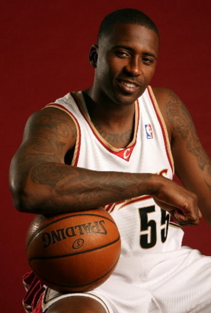 2011 - Retraites Saison 2010-2011 Lorenzen-wright-pose-tbjpg-ce0d17ec934390f7_large