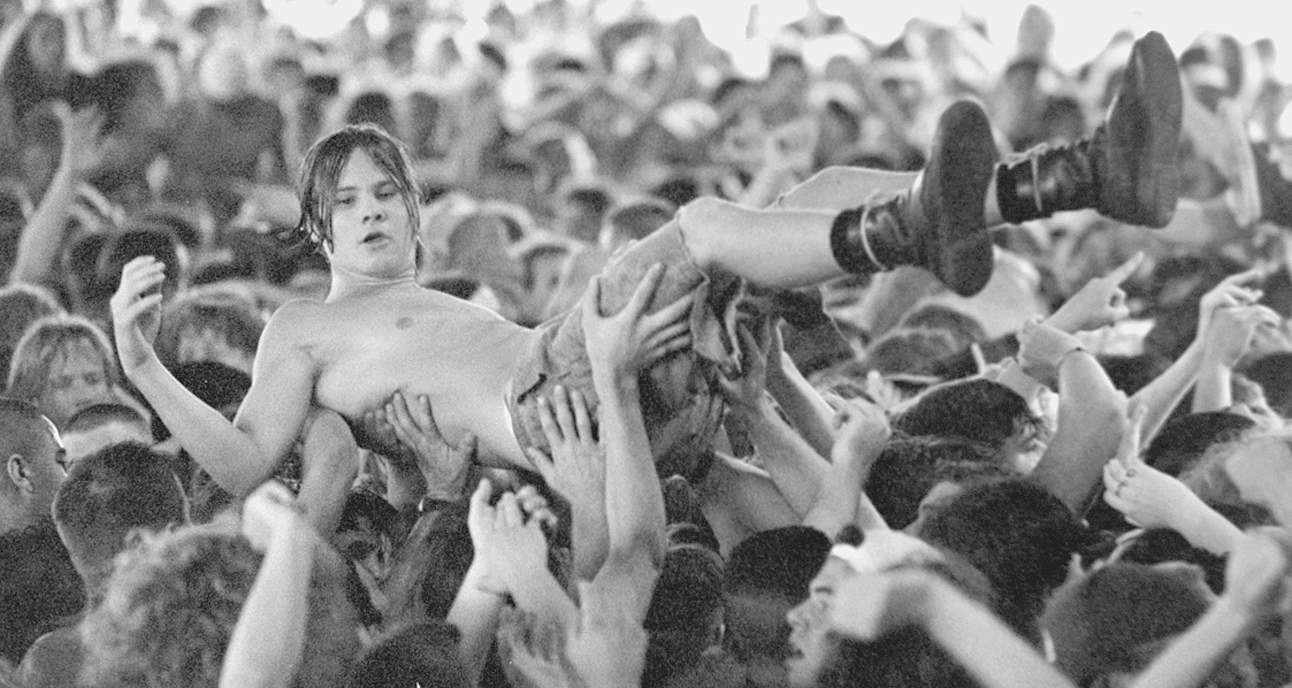 "El joven en repulsas" Elementos puntuales de la psicografía - Página 2 Lollapalooza-1992jpg-f3f170f85a98309a