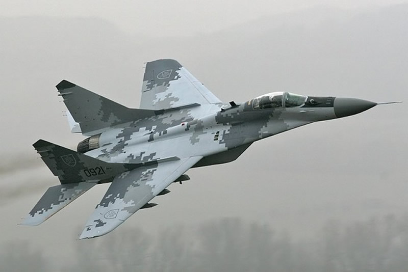 (FULL) WA International News Network - Page 23 AIR_MiG-29_Slovakian_Digital_Thunder_Camo_lg