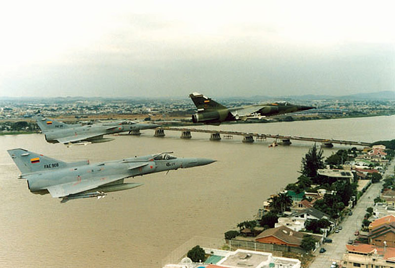 FC-1 / JL-17 / JF -17 - Página 30 AIR_Kfir_C10-CEs_Mirage_F1_Ecuador_lg