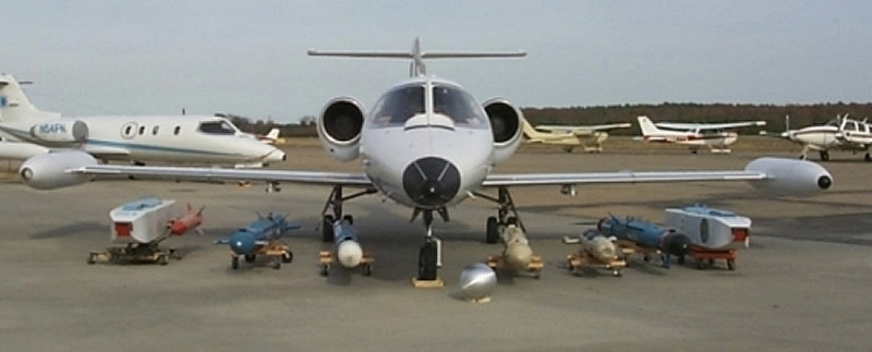 FAdeA  07-05-2013   Learjet 35  T-22 II Brigada Aérea Paraná AIR_Learjet_L-3_with_EW_Stores_lg