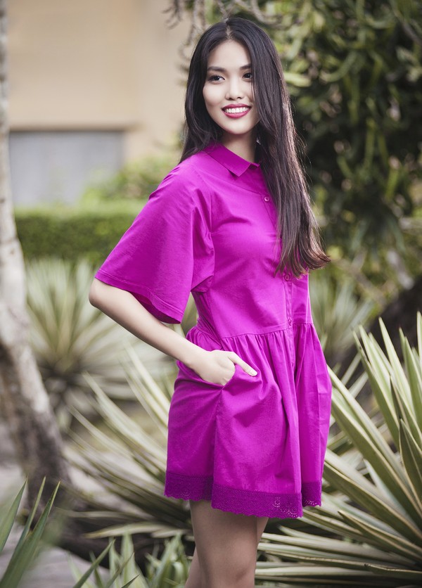 Minh Tú quá hấp dẫn khi "đụng" váy Hồ Ngọc Hà Lan-khue-dang-quang-hoa-khoi-ao-dai-7