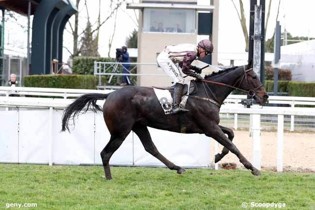 Quinté+ Mercredi 03 Janvier 2018 - Pau Photo_arrivee_950987