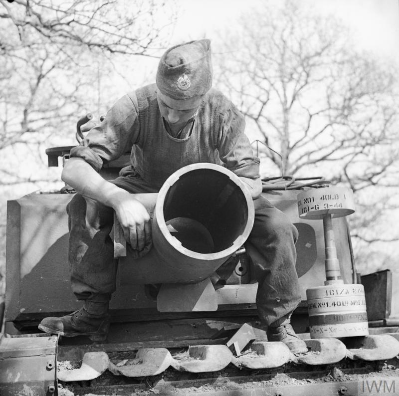 AVRE Spigot Mortar.used on D-Day Large_000000