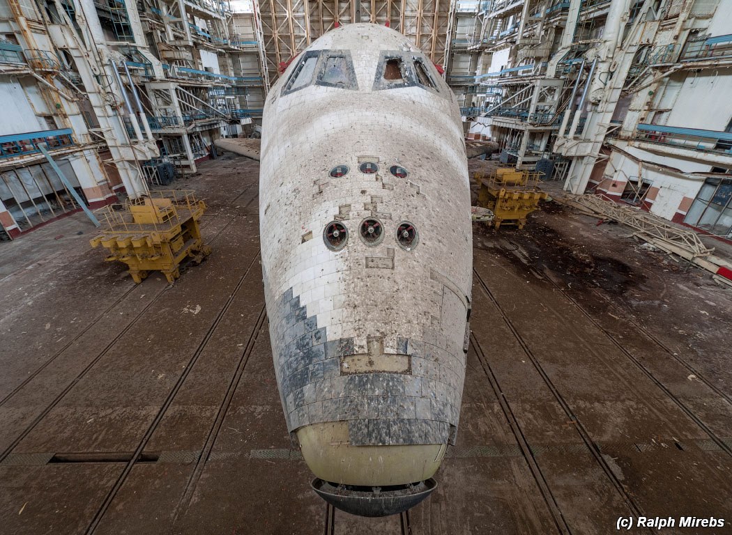  Les restes du programme de navette spatiale soviétique Bourane-18